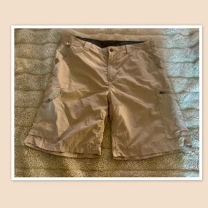 Men’s Columbia Shorts